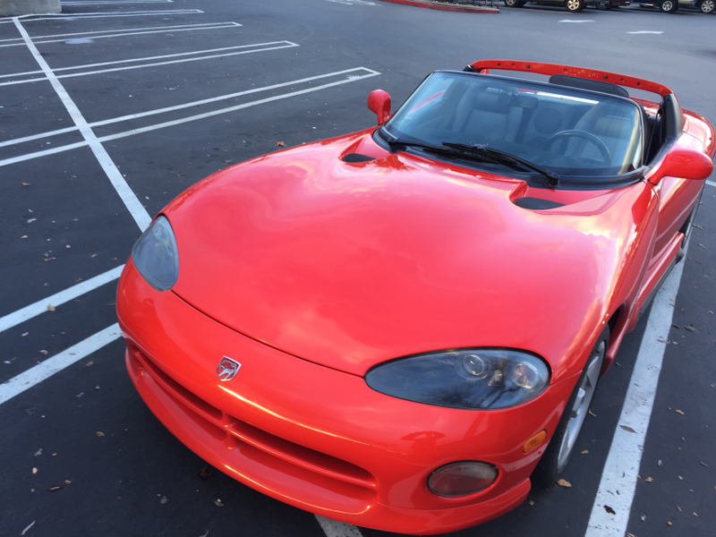 This is the original pre-1996 bumper style. Compared to the 1996-2002 style, this is blunter with a wider intake.